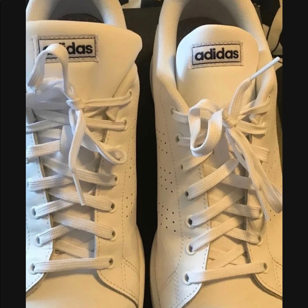 Men’s Adidas cloud form tennis shoes